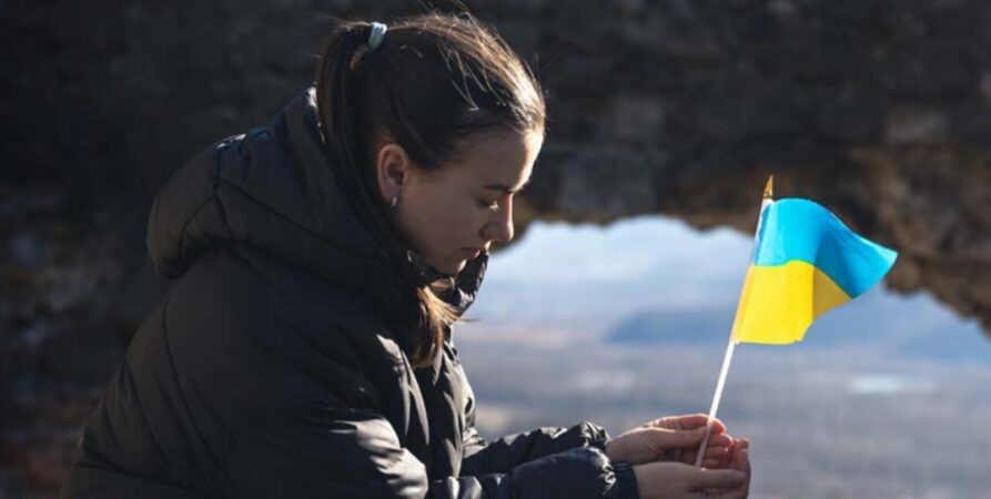 НЕ НАРАЖАЙТЕСЯ НА РИЗИКИ ПОВ’ЯЗАНІ З ТОРГІВЛЕЮ ЛЮДЬМИ