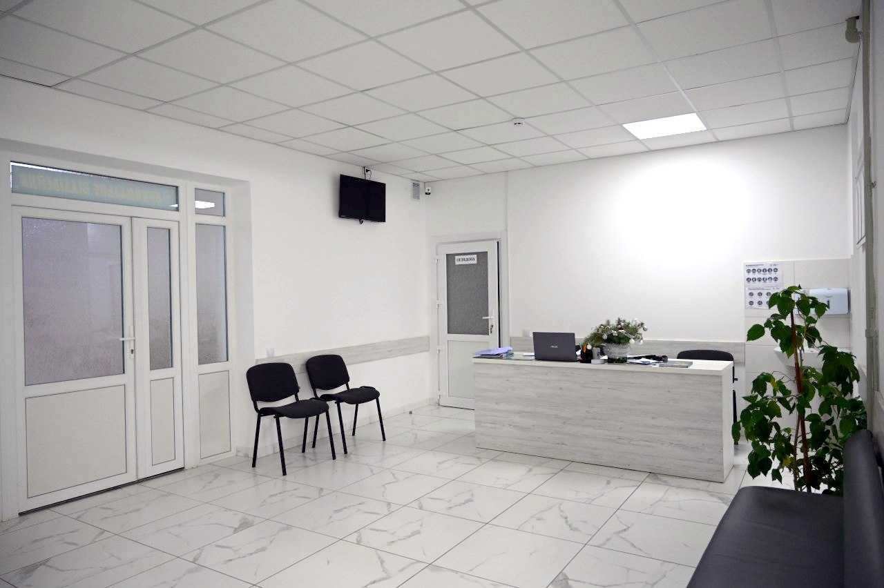 У Лановецькій громаді провели капітальний ремонт приймального відділення лікарні